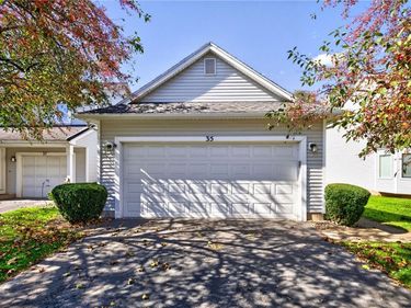 35 Chenin Run, Fairport, NY 14450