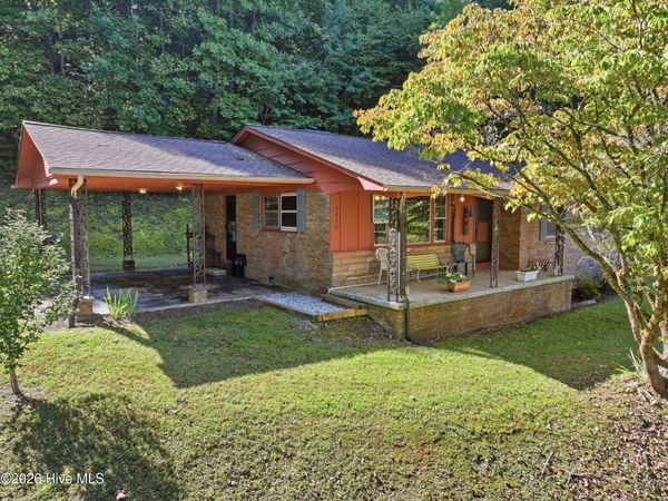 3410 Pisgah Road , Andrews, NC 28901