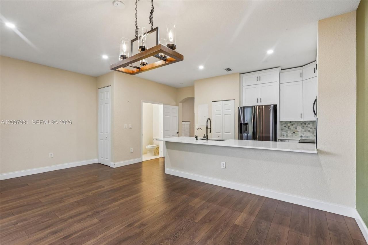 8944 SW 19th St , Unit 907, Miramar, FL 33025 Photo