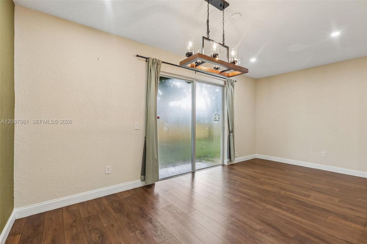 8944 SW 19th St , Unit 907, Miramar, FL 33025 Photo