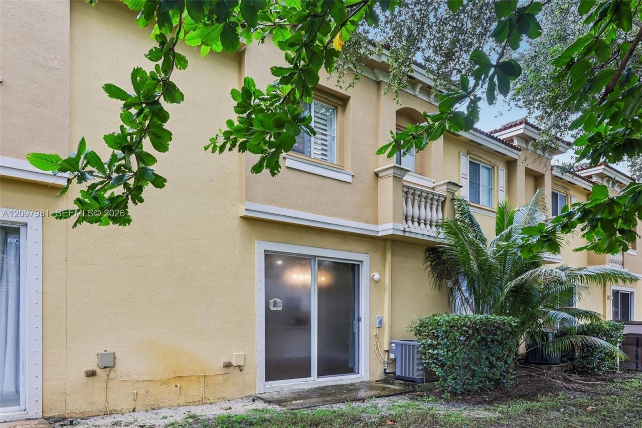 8944 SW 19th St , Unit 907, Miramar, FL 33025 Photo