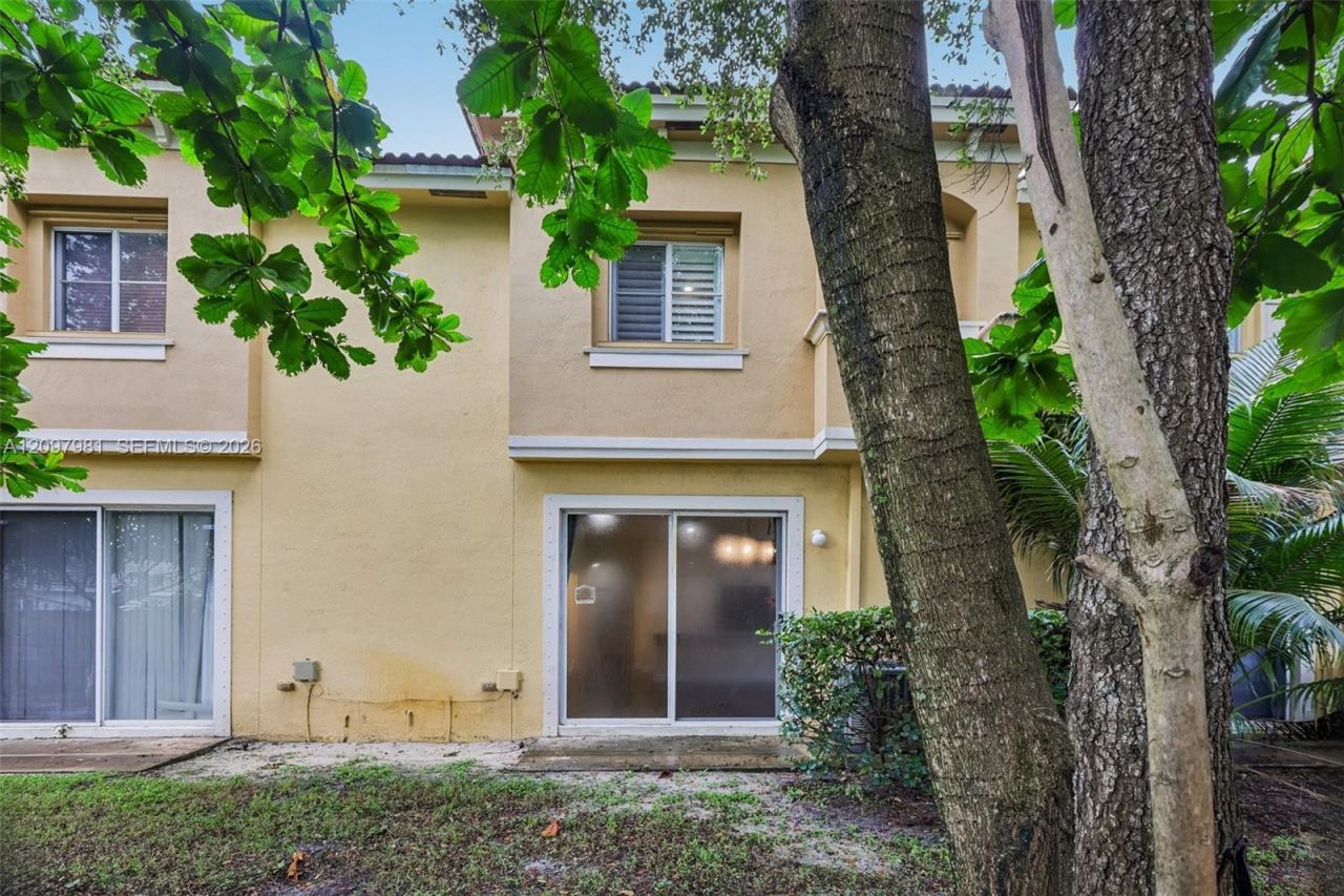 8944 SW 19th St , Unit 907, Miramar, FL 33025 Photo