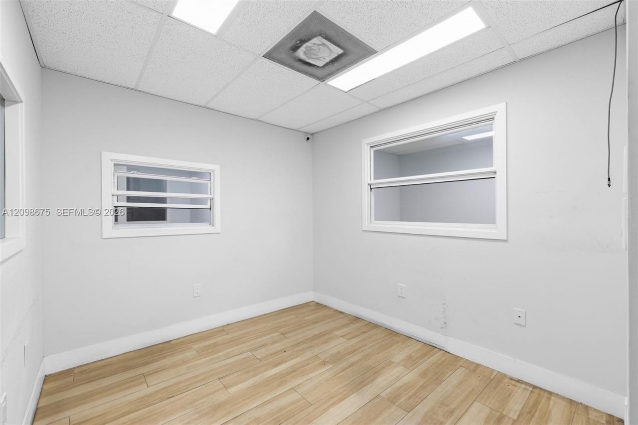8061 NW 67th St , Unit 17, Medley, FL 33166 Photo