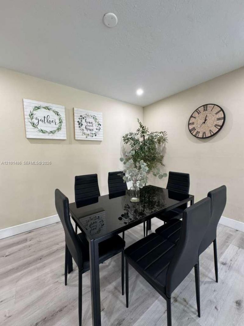 821 NW 173rd Ter , Miami Gardens, FL 33169 Photo