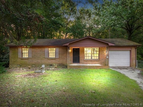 6213 Sabine Drive, Fayetteville, NC 28303