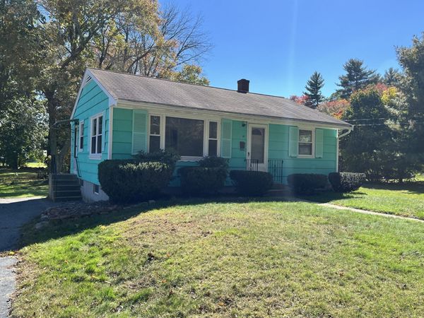 41 Dudley Ave, Northbridge, MA 01588