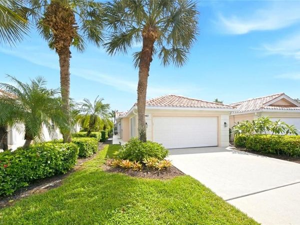 4062 Los Altos CT , NAPLES, FL 34109