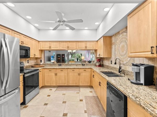 6010 Chardonnay LN , Unit 103, NAPLES, FL 34119