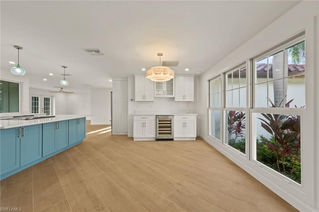 2105 Sheepshead Dr , Naples, FL 34102 Photo
