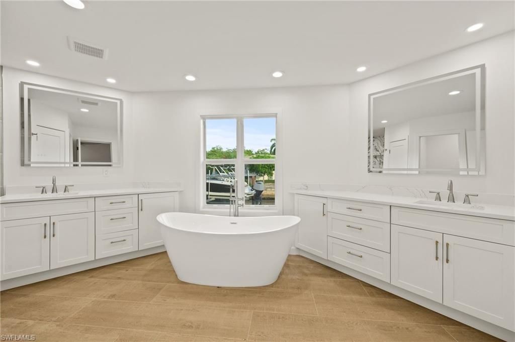 2105 Sheepshead Dr , Naples, FL 34102 Photo