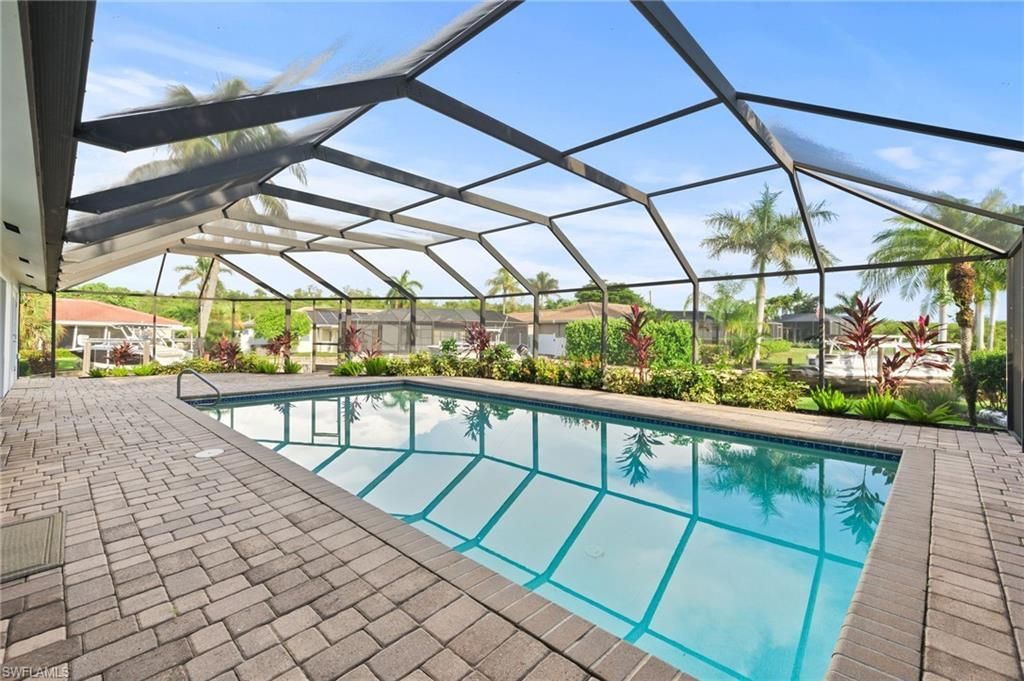 2105 Sheepshead Dr , Naples, FL 34102 Photo