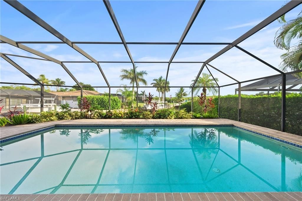 2105 Sheepshead Dr , Naples, FL 34102 Photo