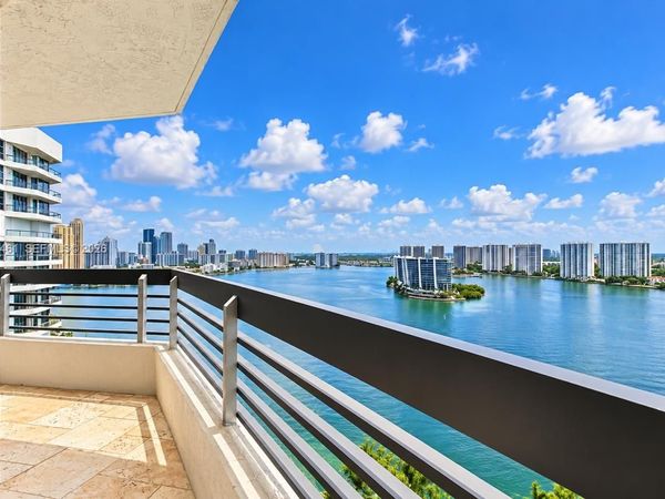 19101 NE 36th Ct, Unit 2705, Aventura, FL 33180