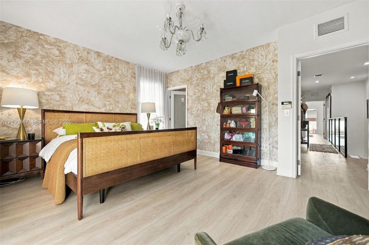 3151 New York St, Unit 3151, Miami, FL 33133 Photo