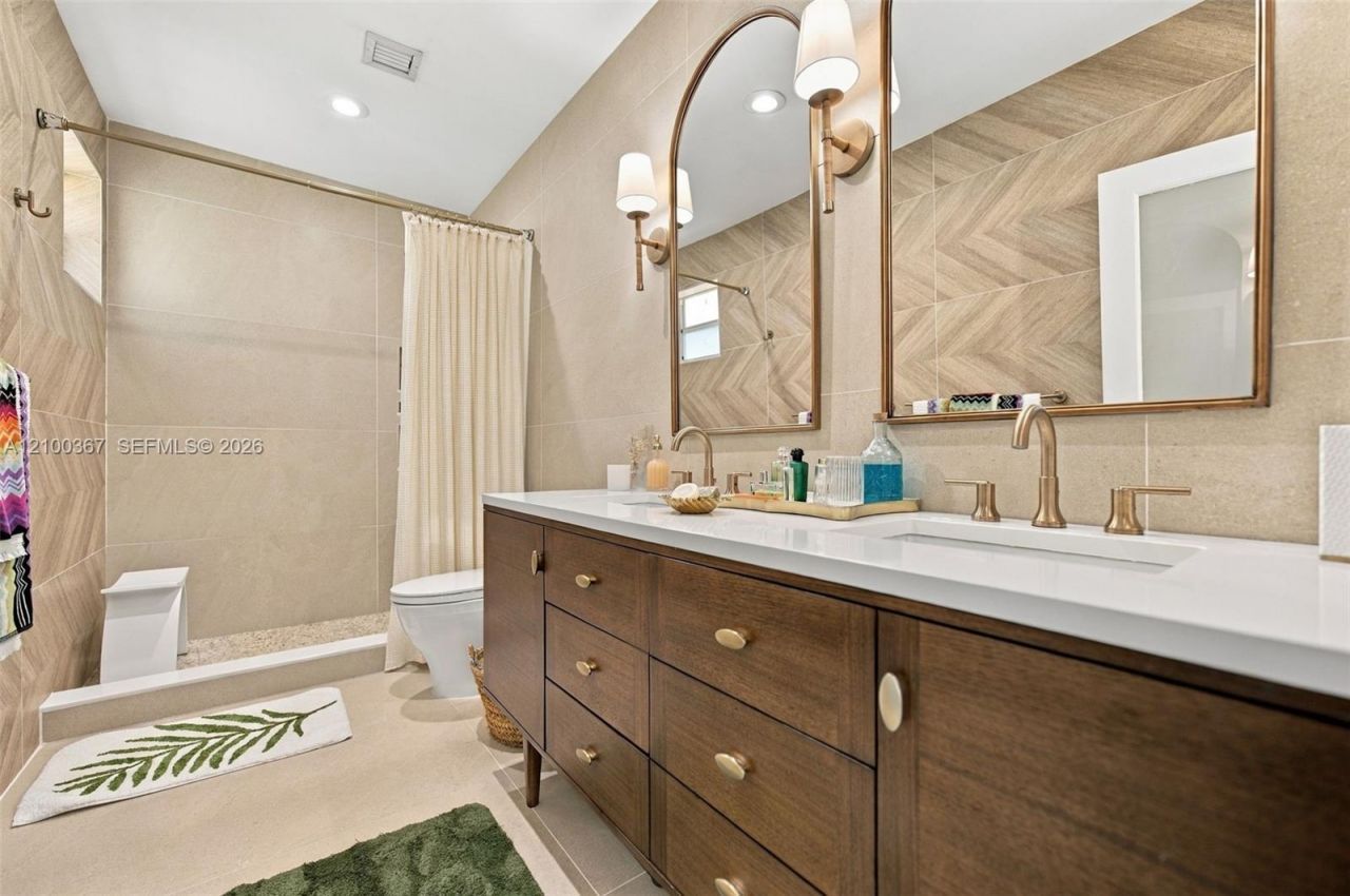 3151 New York St, Unit 3151, Miami, FL 33133 Photo