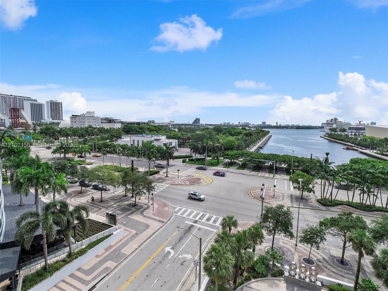 888 Biscayne Blvd , Unit 612, Miami, FL 33132 Photo