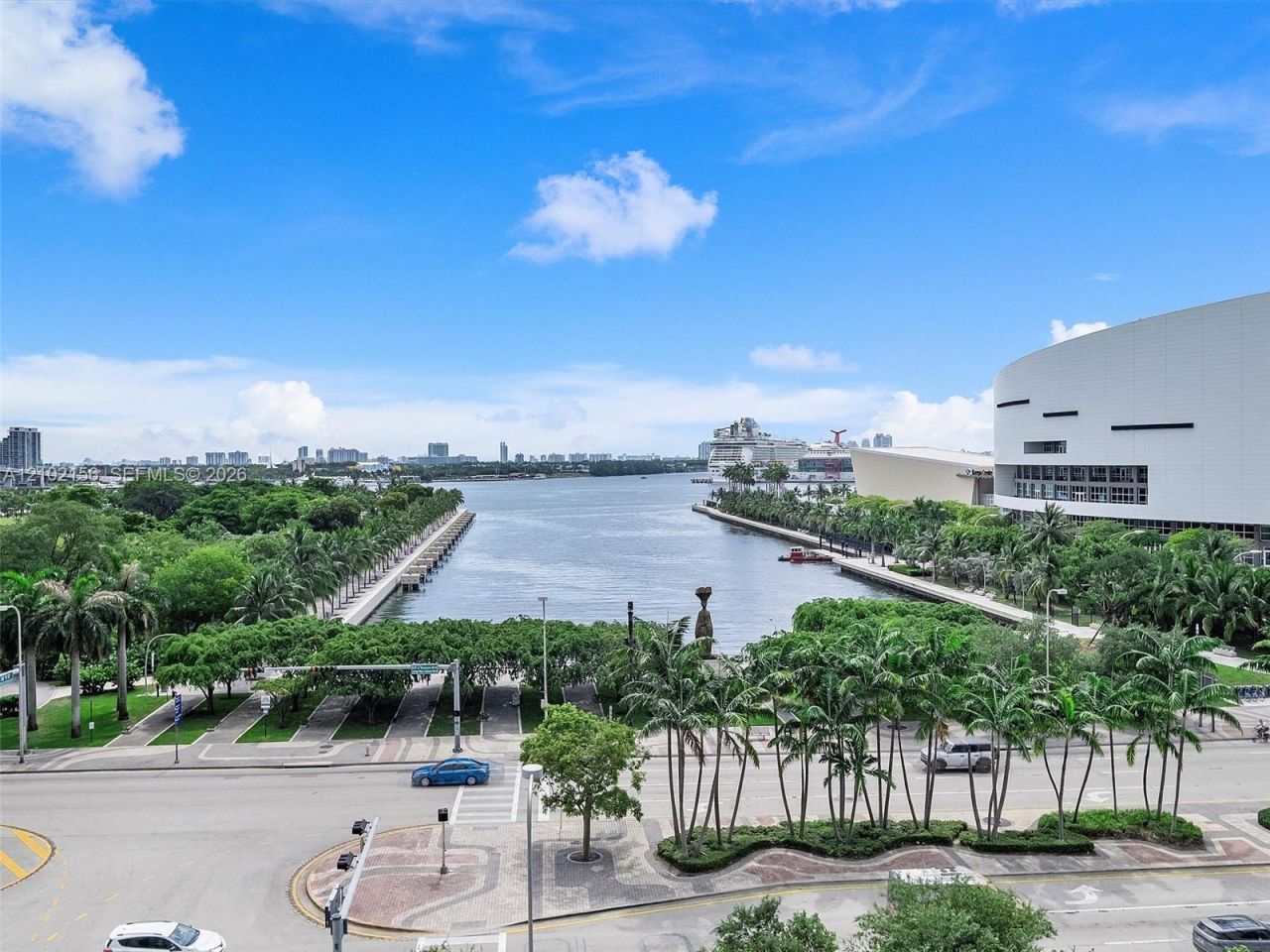 888 Biscayne Blvd , Unit 612, Miami, FL 33132 Photo