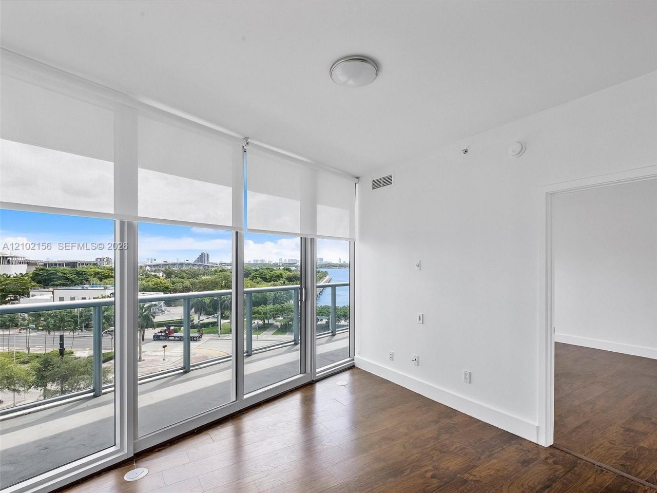 888 Biscayne Blvd , Unit 612, Miami, FL 33132 Photo