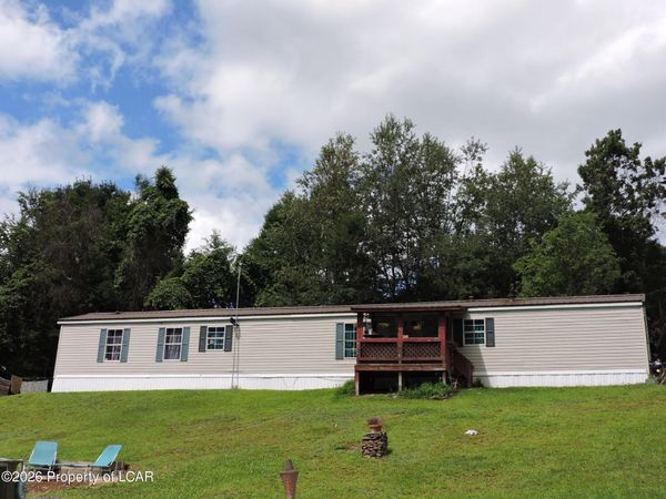 137 Saxe Road, Sweet Valley, PA 18656