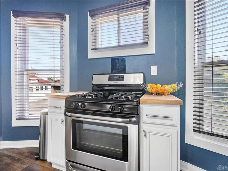 1015 Carlisle, Dayton, OH 45420 Photo 23