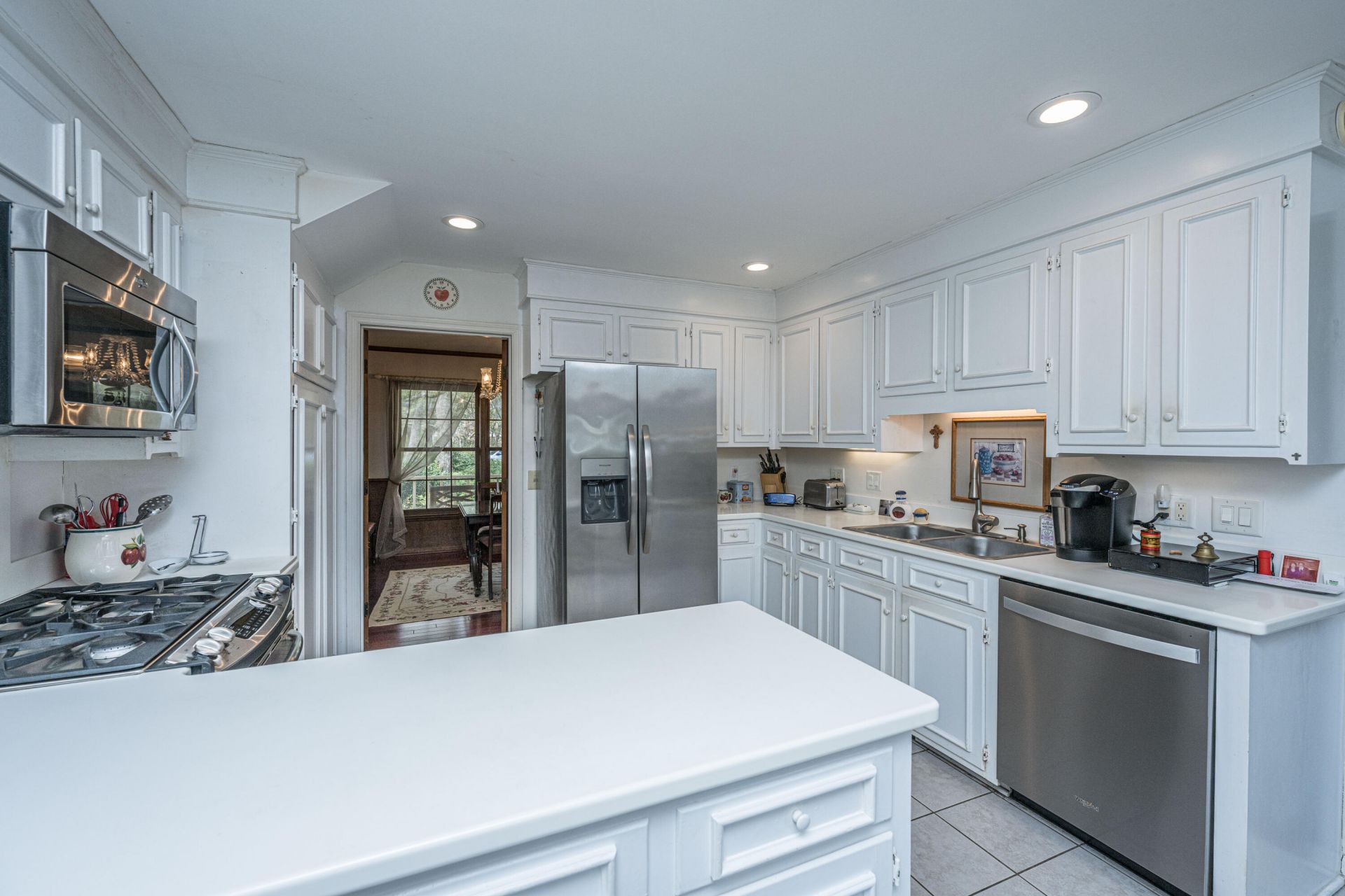 1527 Saint Helenas Point Photo 12
