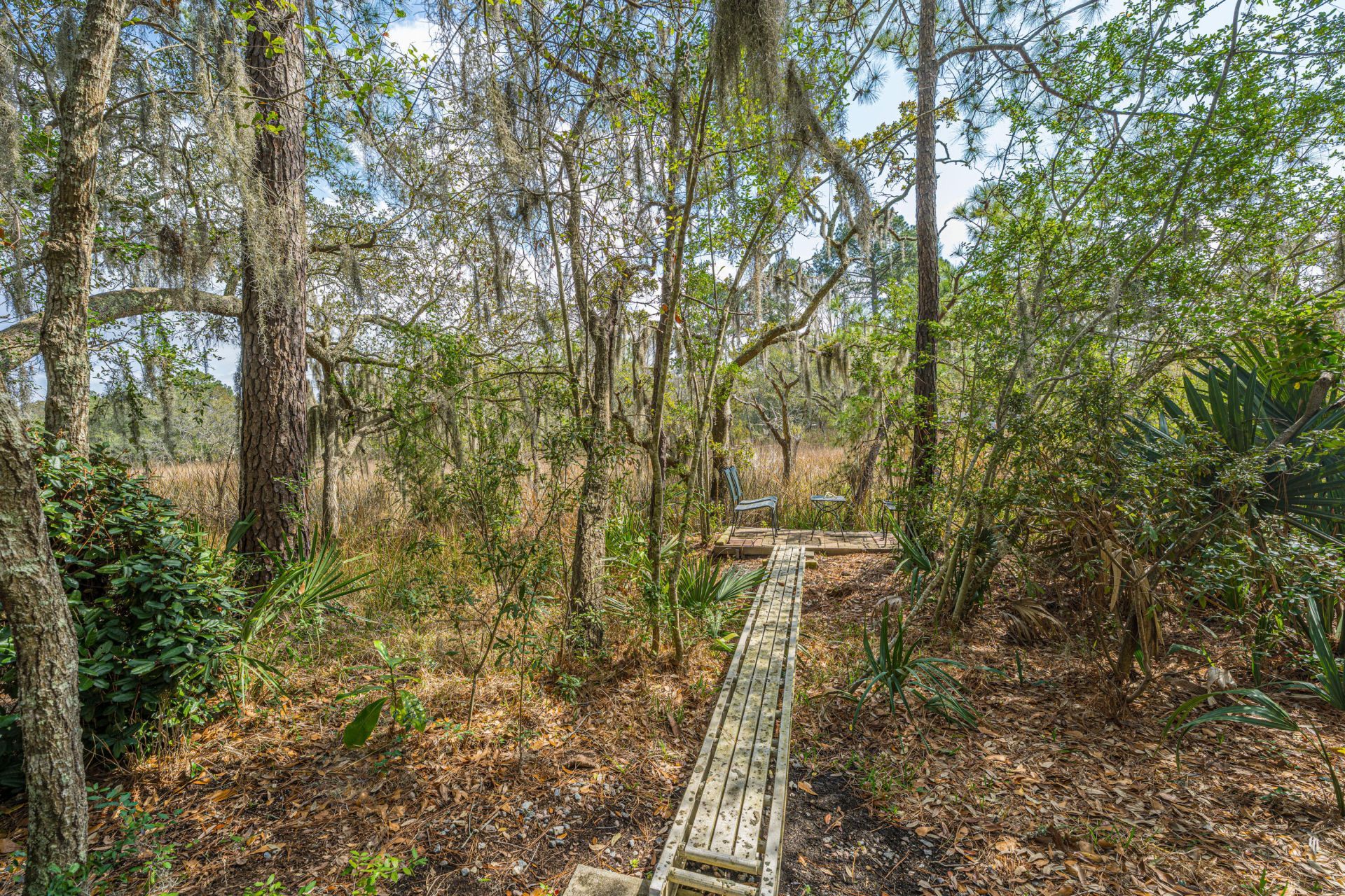 1527 Saint Helenas Point Photo 24