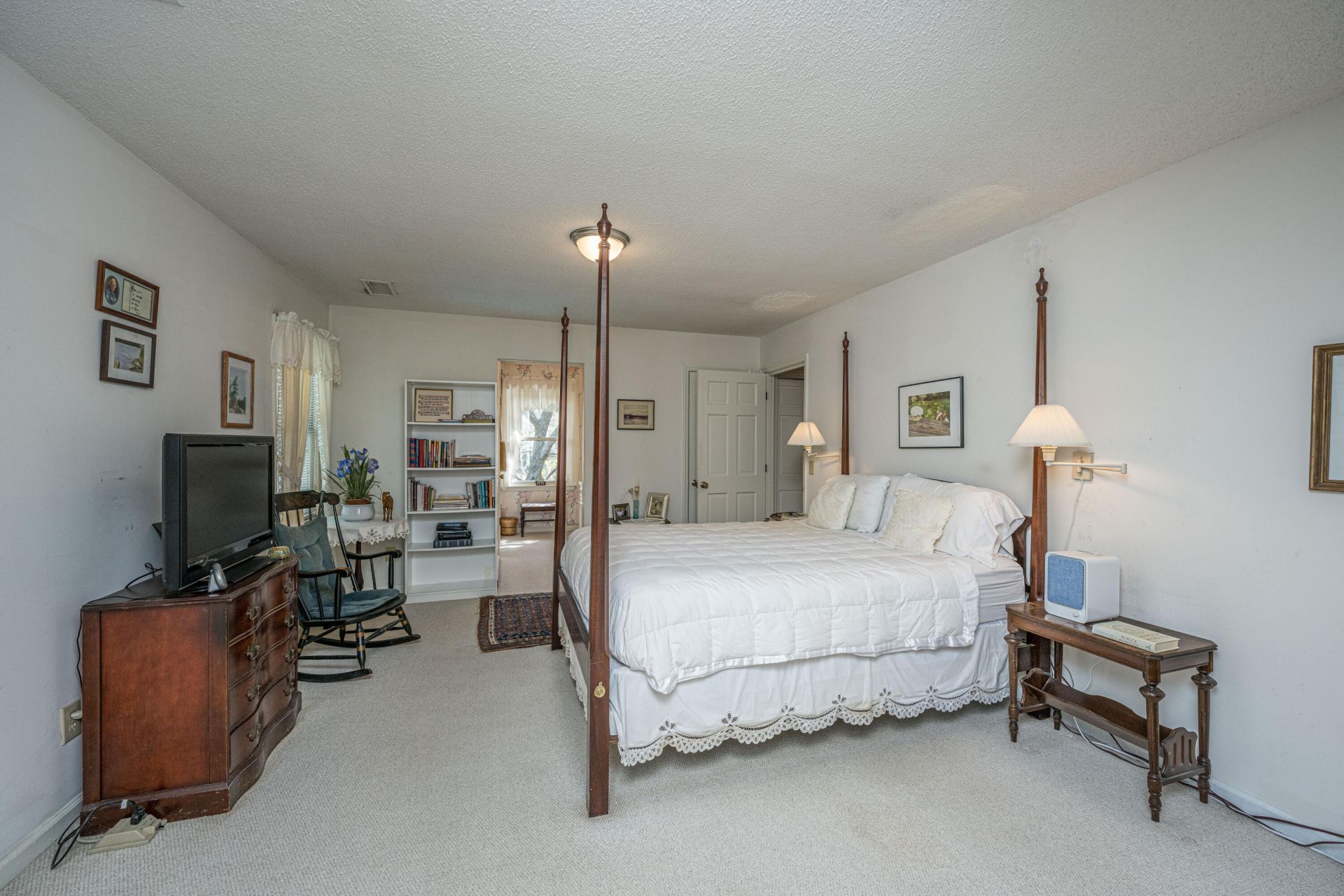 1527 Saint Helenas Point Photo 27