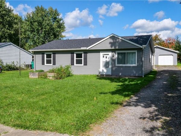 9871 Bright Drive , Windham, OH 44288
