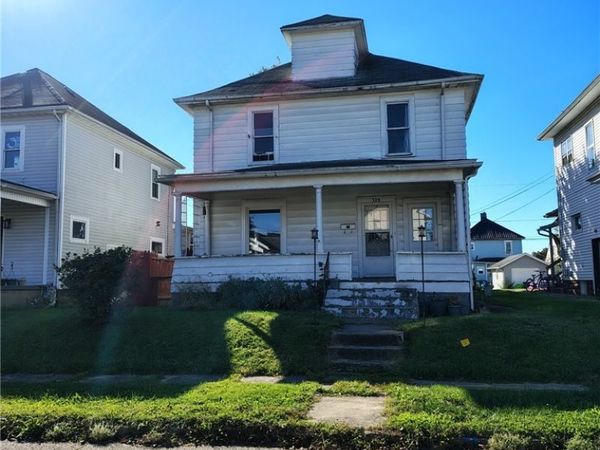 329 Mcclain Avenue , Coshocton, OH 43812