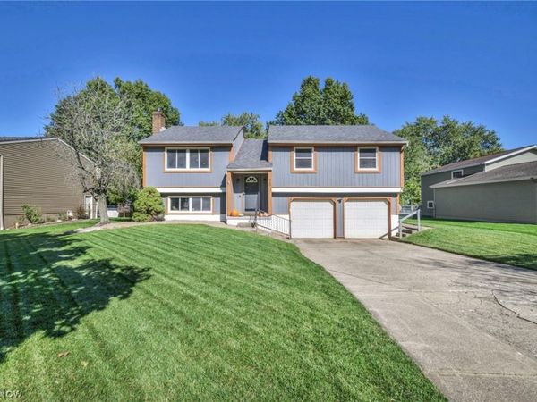 912 Wimbleton Drive , Medina, OH 44256