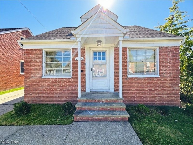 21200 Tracy Avenue, Euclid, OH 44123 Photo 2