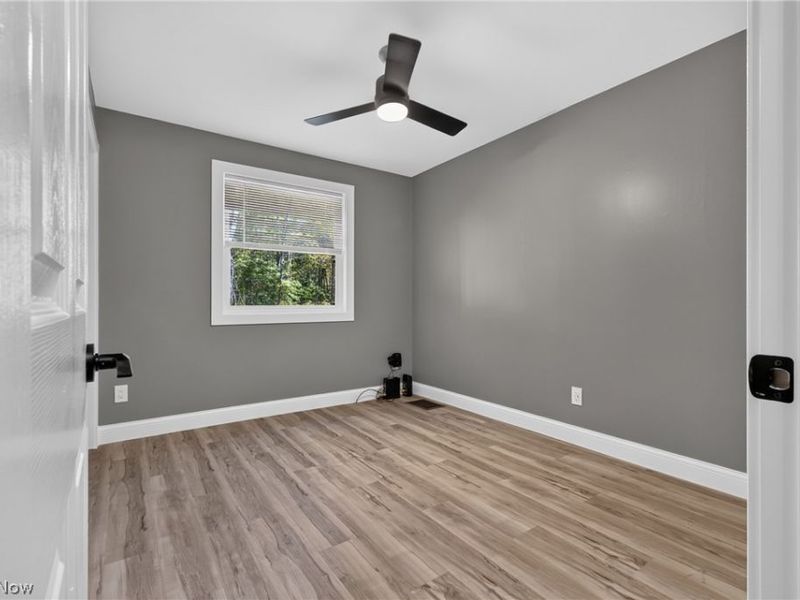 10533 Jones Rd , Diamond, OH 44412 Photo 20