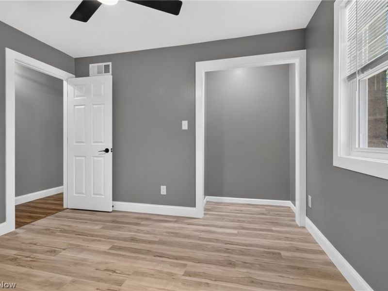 10533 Jones Rd , Diamond, OH 44412 Photo 21