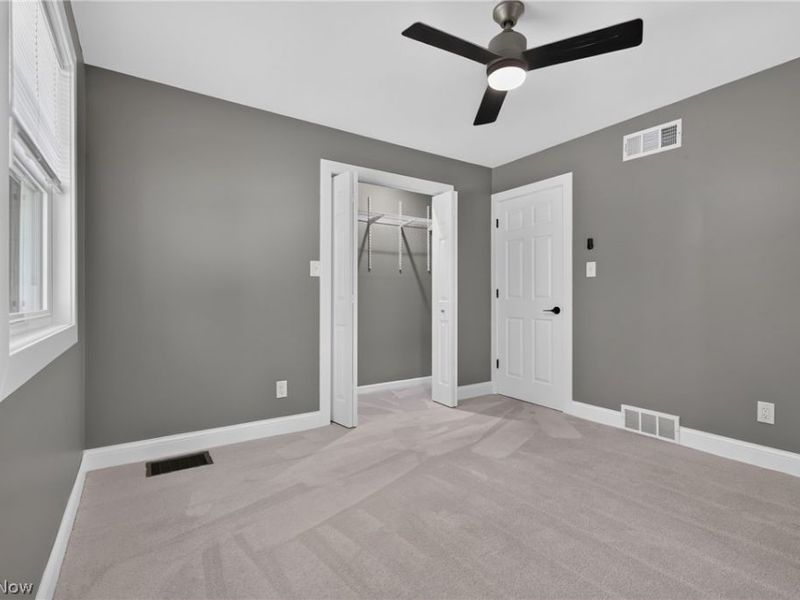 10533 Jones Rd , Diamond, OH 44412 Photo 23