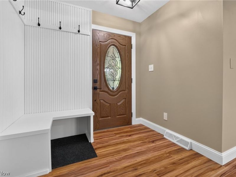 10533 Jones Rd , Diamond, OH 44412 Photo 3