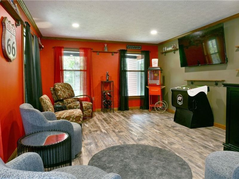 16175 Mock Road, Berlin Center, OH 44401 Photo 10