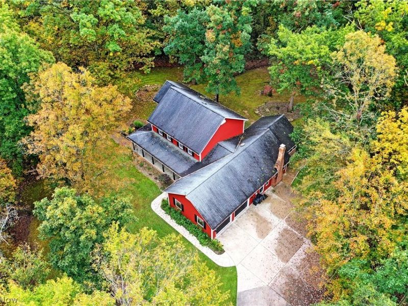 16175 Mock Road, Berlin Center, OH 44401 Photo 7