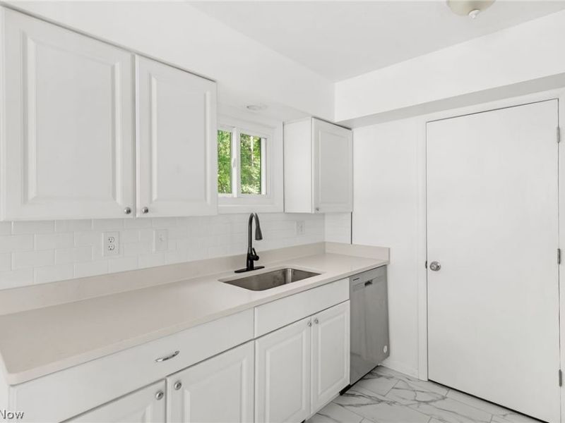 19858 Royalton Road, Strongsville, OH 44149 Photo 23