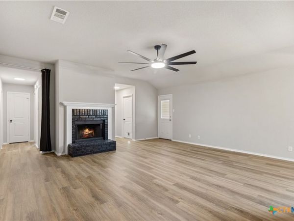 211 Mccullough Loop , Temple, TX 76502