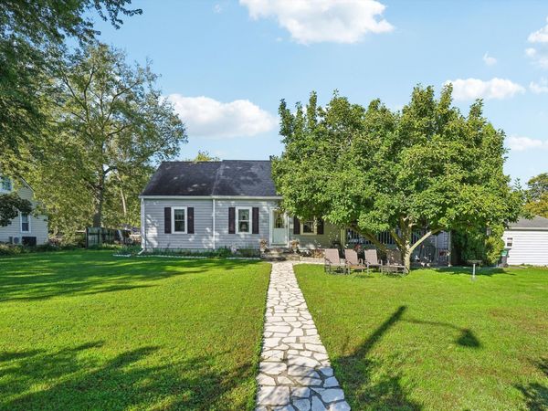 1221 Scott Avenue, Ames, IA 50014