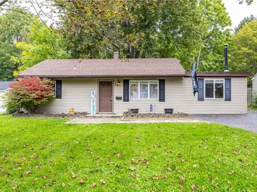 23 Seneca Street, Webster, NY 14580