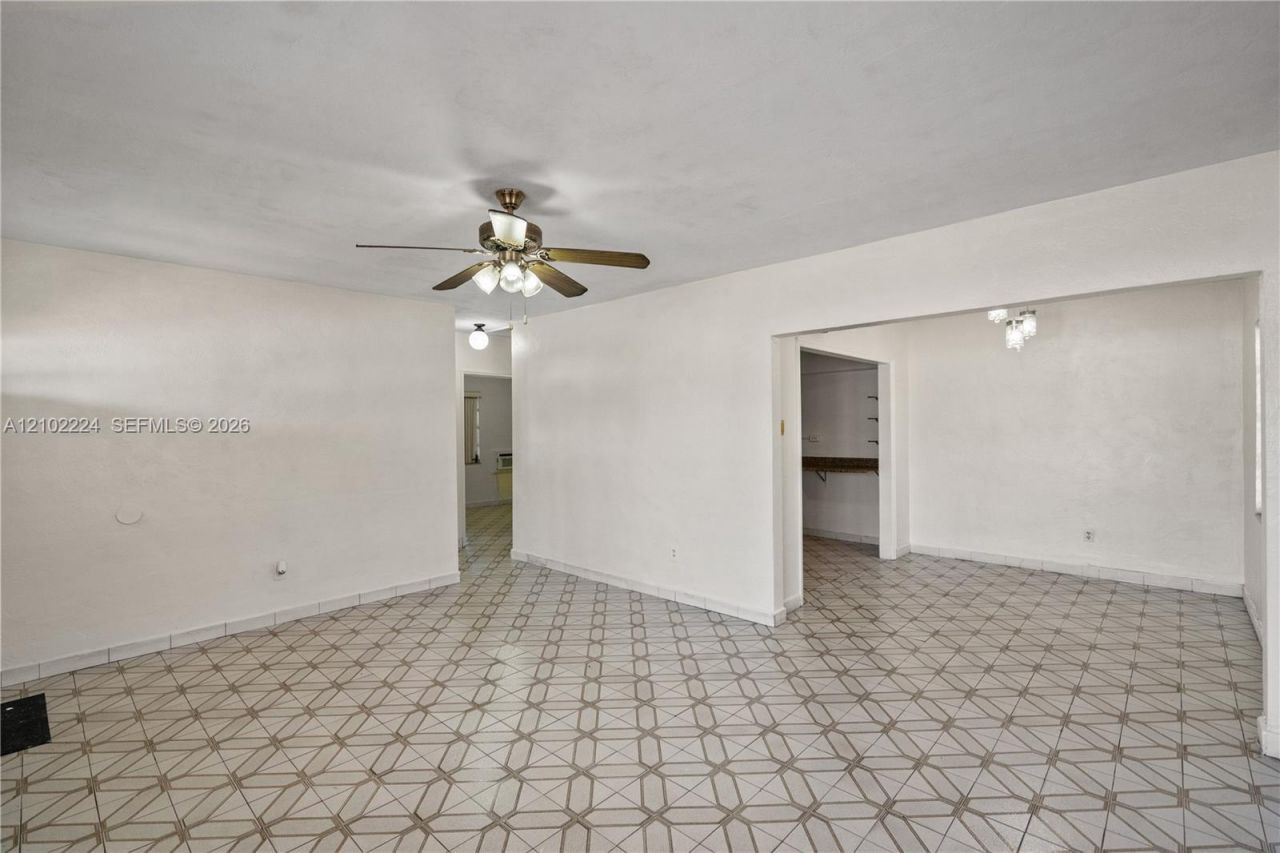 3250 NW 14th Ter, Miami, FL 33125 Photo