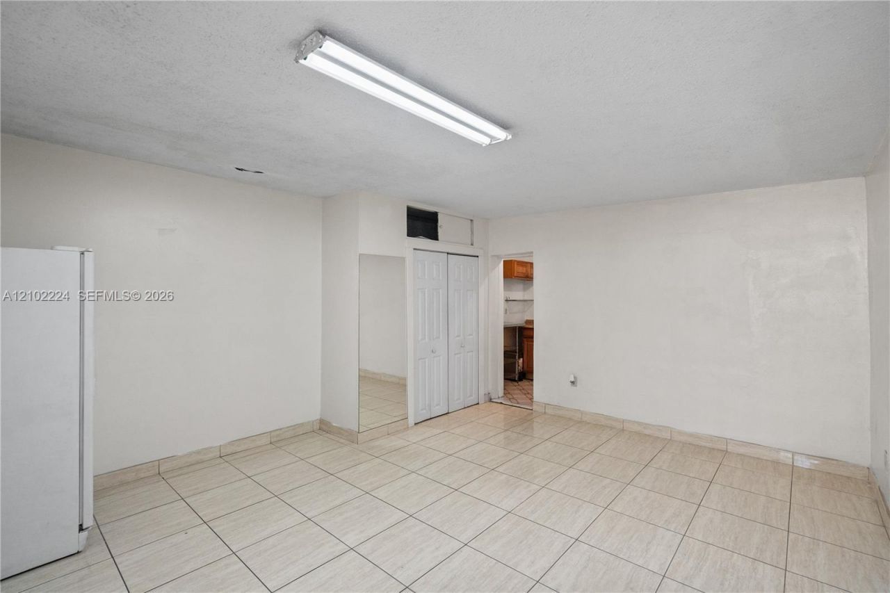 3250 NW 14th Ter, Miami, FL 33125 Photo