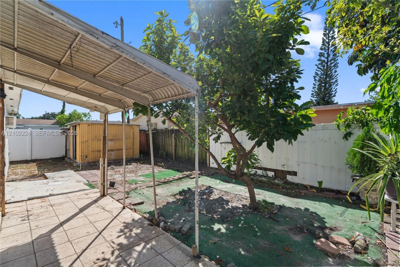 3250 NW 14th Ter, Miami, FL 33125 Photo