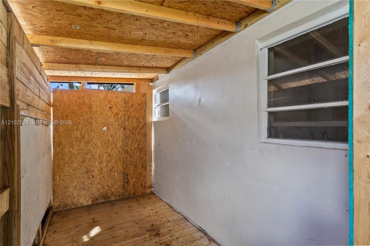 3250 NW 14th Ter, Miami, FL 33125 Photo