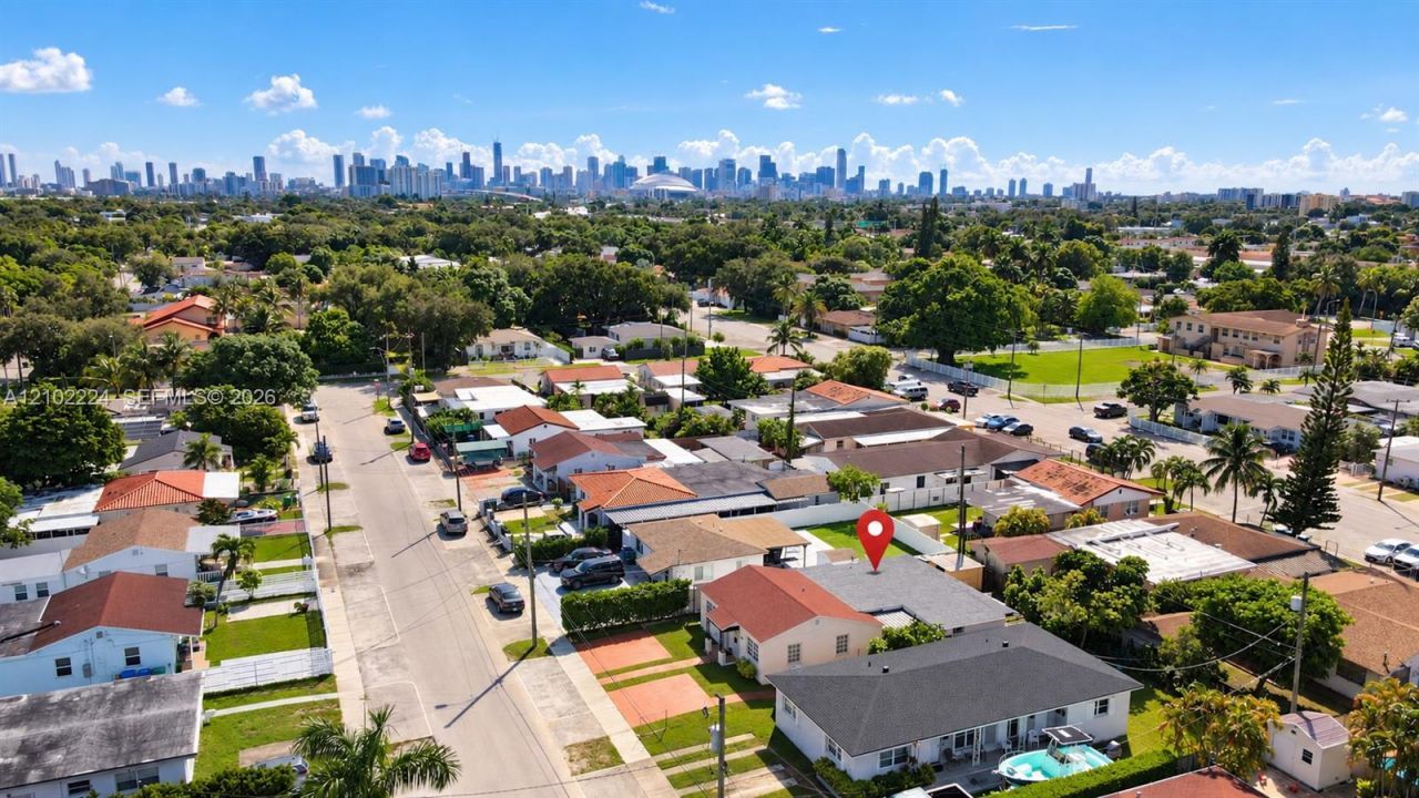 3250 NW 14th Ter, Miami, FL 33125 Photo