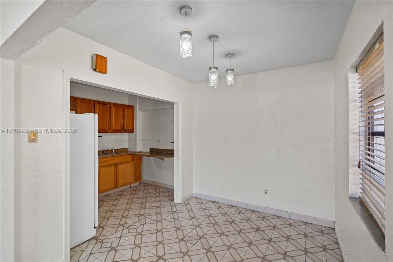 3250 NW 14th Ter, Miami, FL 33125 Photo