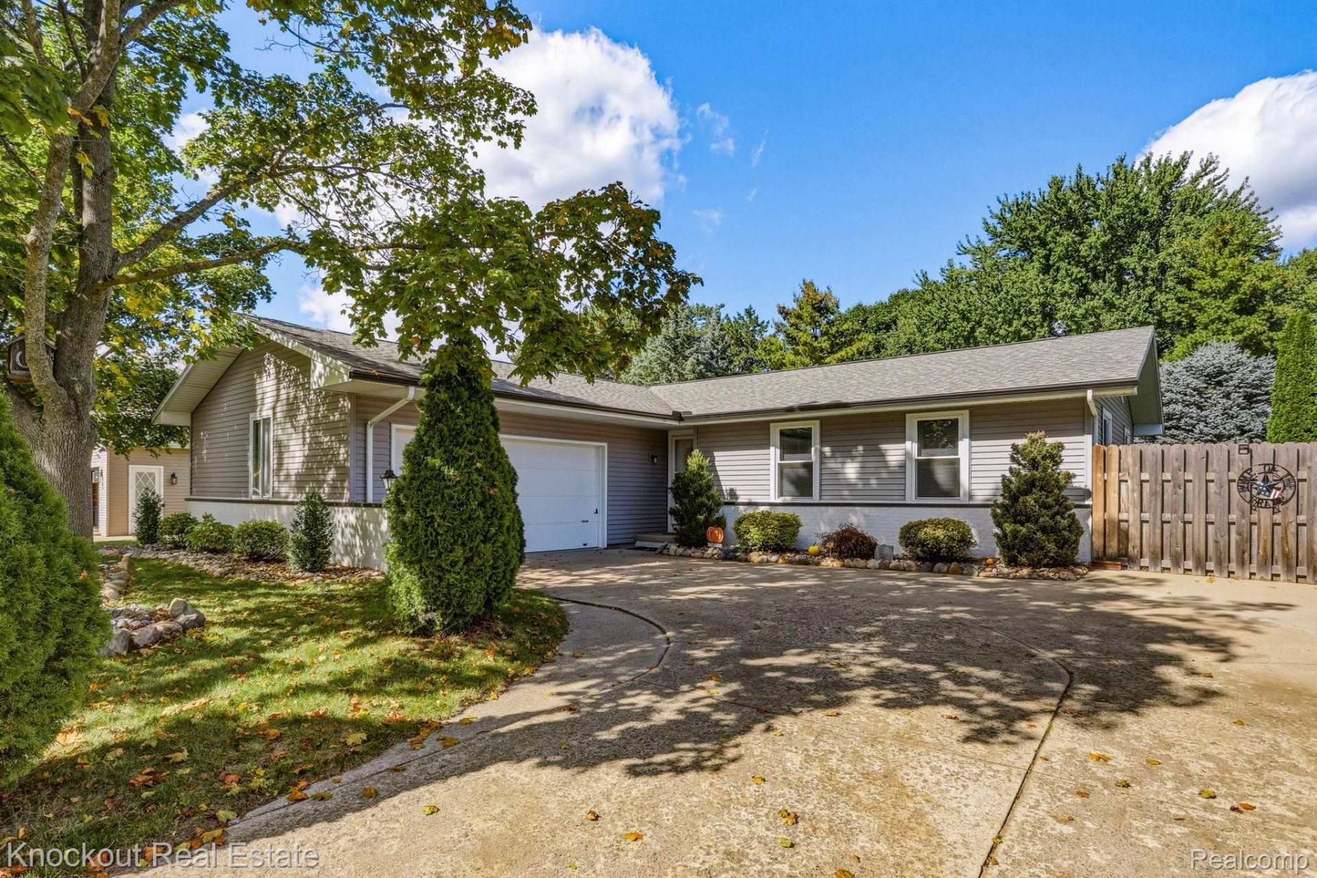 358 Franconian Drive N, Frankenmuth, Mi 48734 Main Photo