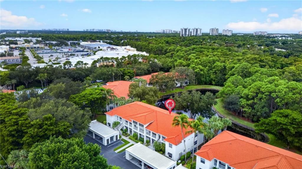 985 Tarpon Cove Dr, Unit 203, Naples, FL 34110 Photo