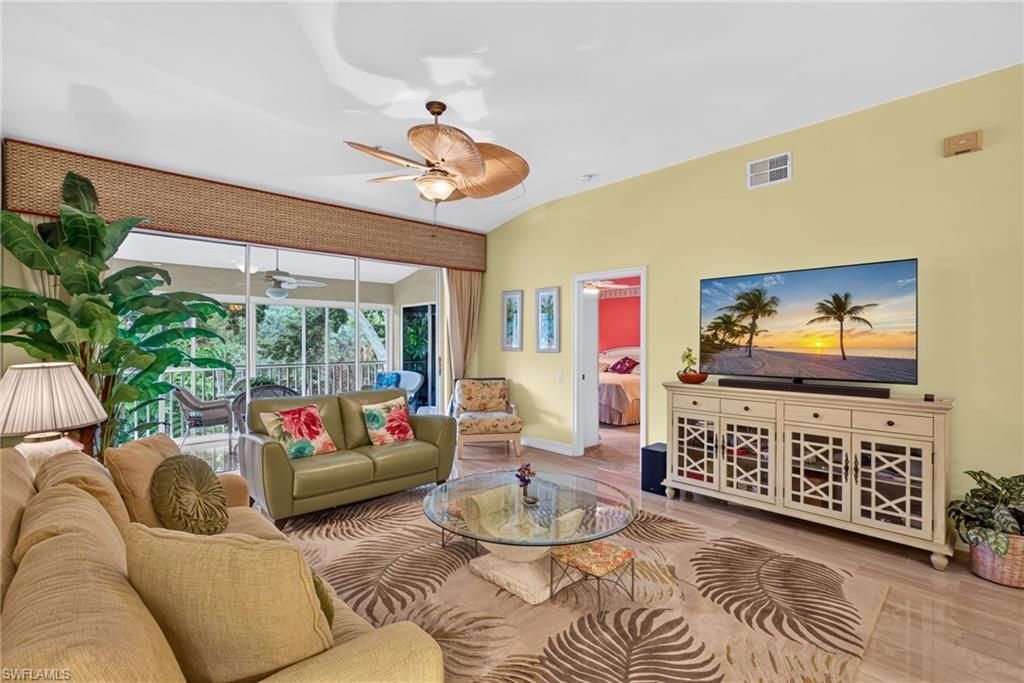 985 Tarpon Cove Dr, Unit 203, Naples, FL 34110 Photo